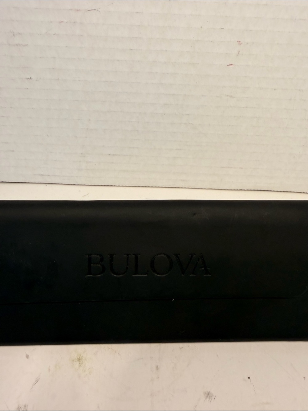 Bulova Black Triangular
Eyeglass Case Hard Shell
Magnetic Closure - Picture 2 of 4
